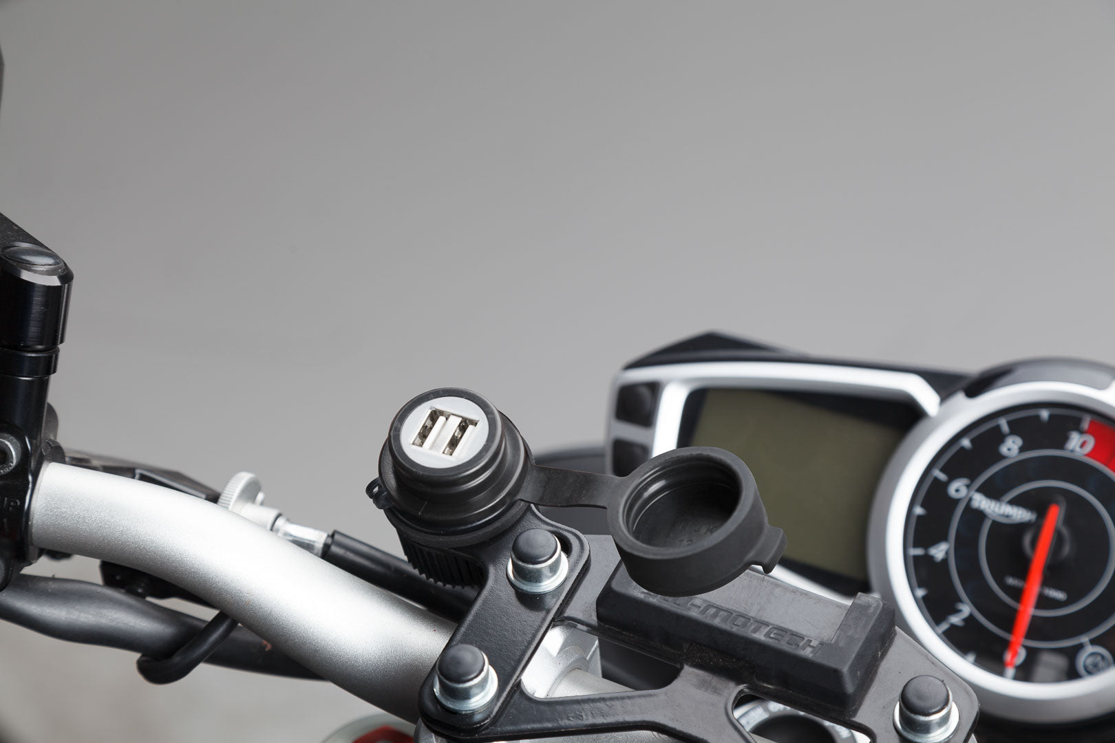 SW-Motech Double USB power port with cable harness