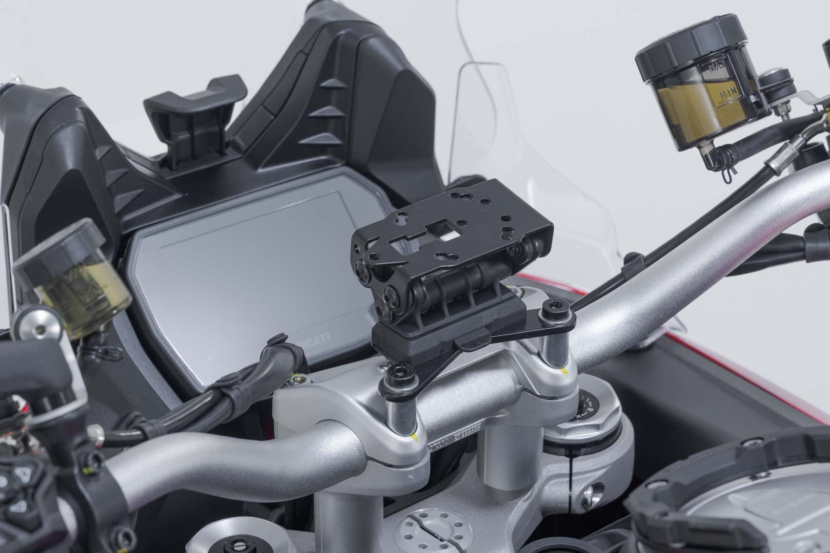 SW-Motech GPS mount on the handlebar