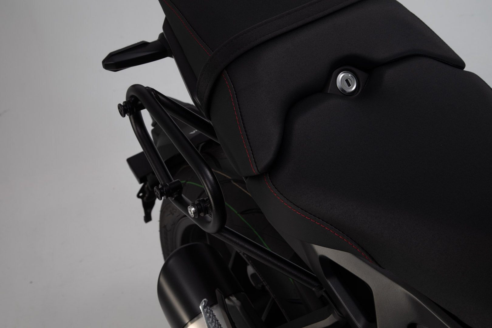 SW-Motech Legend Gear side bag system LC