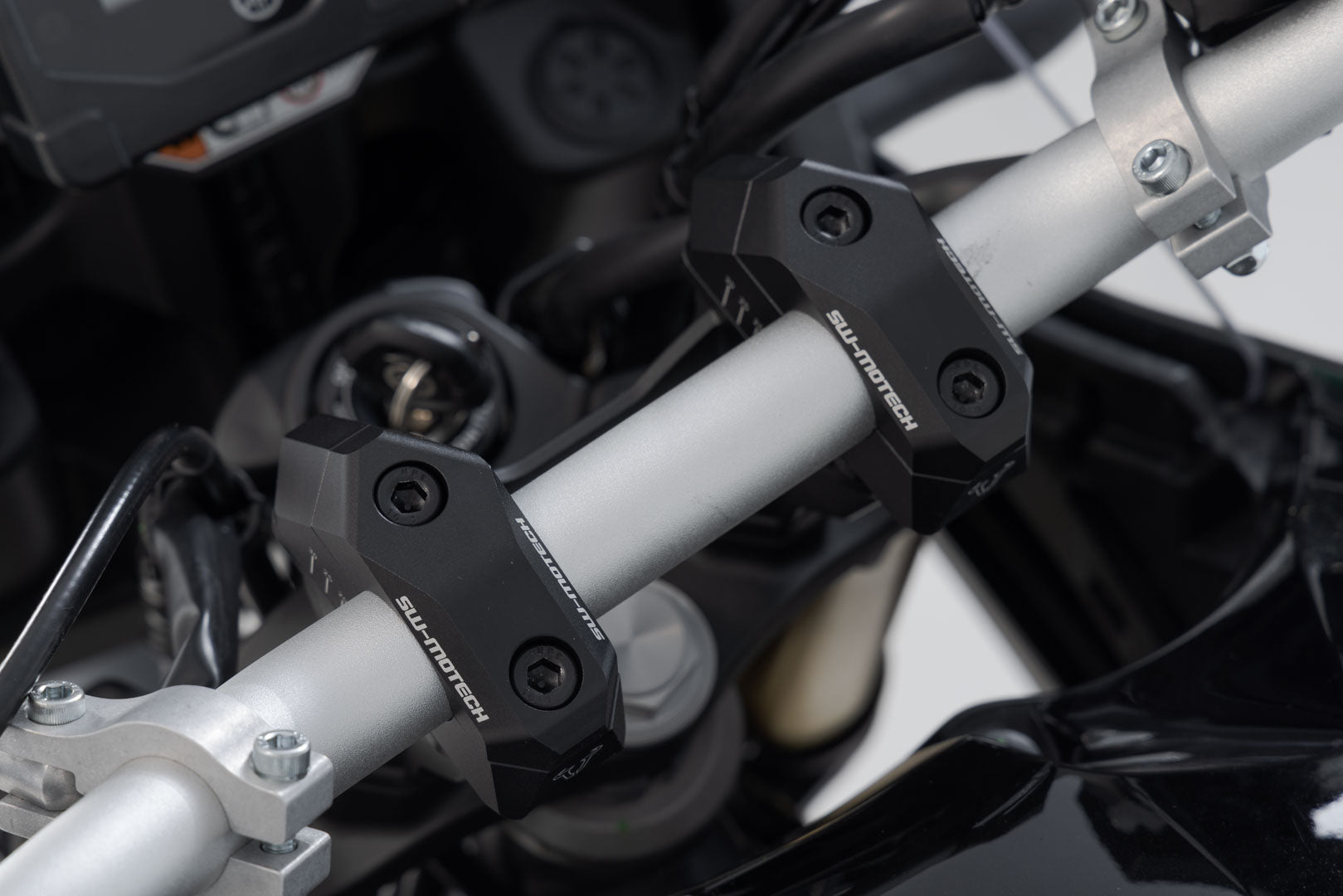 SW-Motech Bar back variable for 28 handlebars